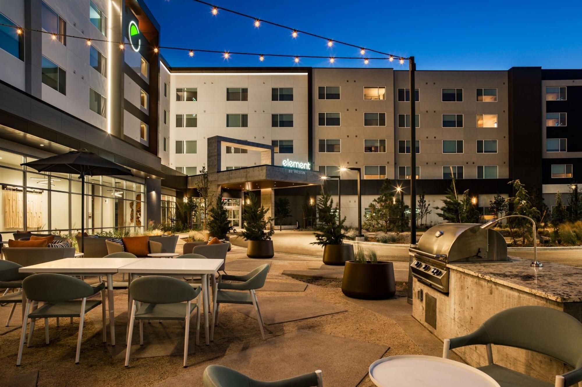 Element Reno Experience District Hotel ภายนอก รูปภาพ